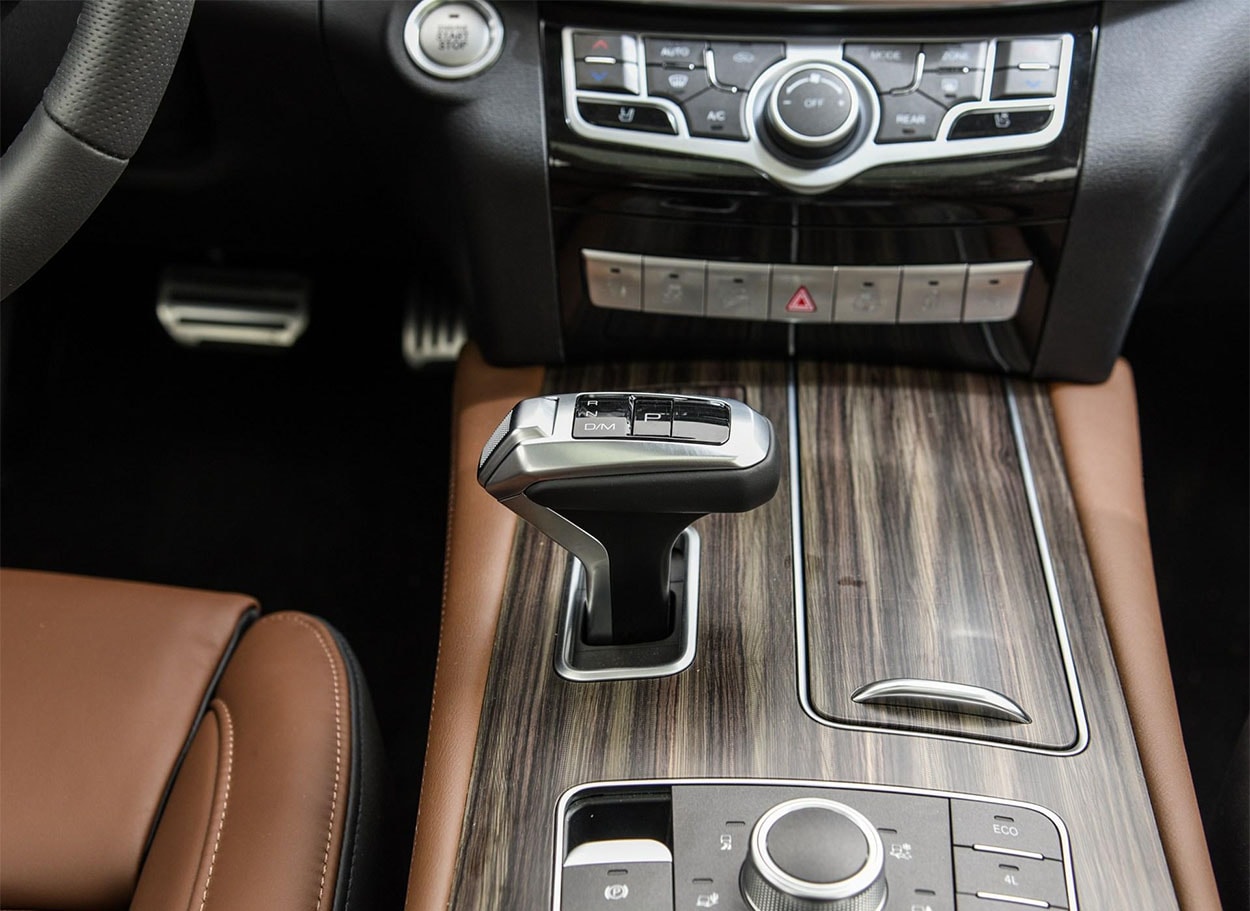 /img/cars/1637051188-interior_haval_H9_9.jpg