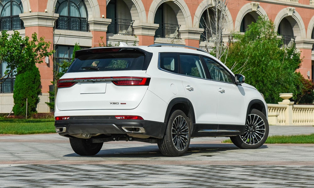 /img/cars/1690544084-x90-plus-6.jpg
